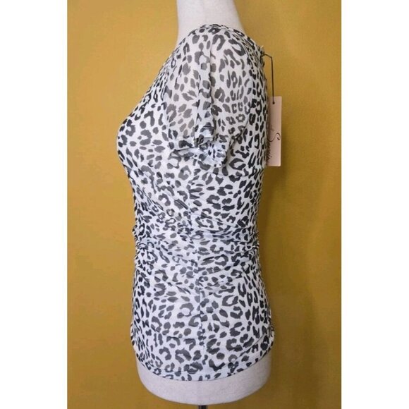 Les Serein Short Sleeve Leopard Print SS Side Rouched Tee Medium Cheetah Animal - Picture 2 of 9